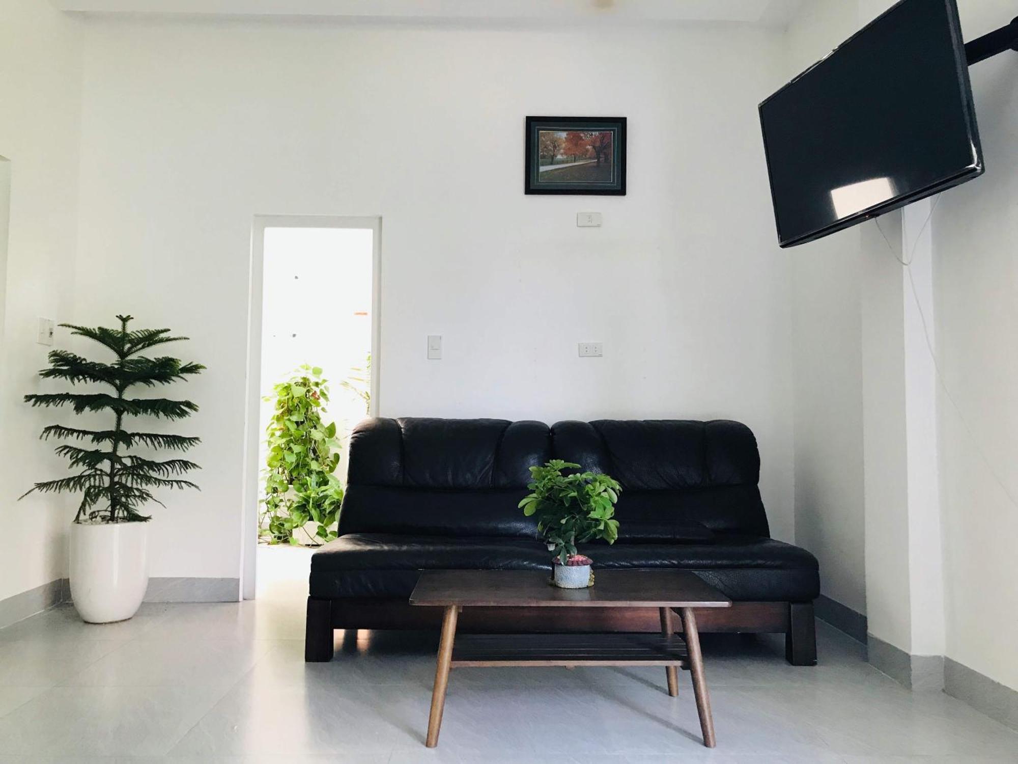 Local White House - Ecofriendly Homestay ダナン市 エクステリア 写真