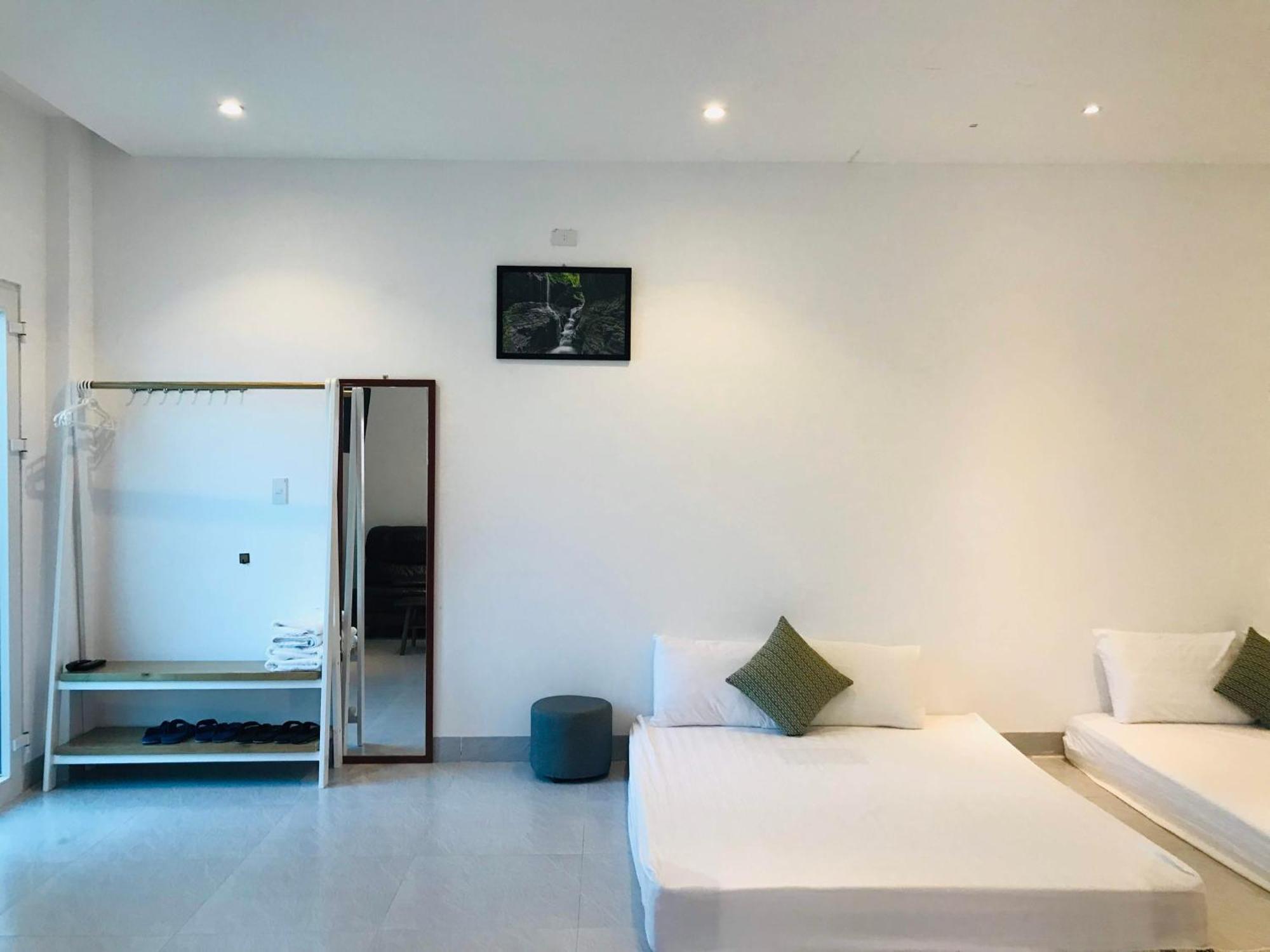 Local White House - Ecofriendly Homestay ダナン市 エクステリア 写真