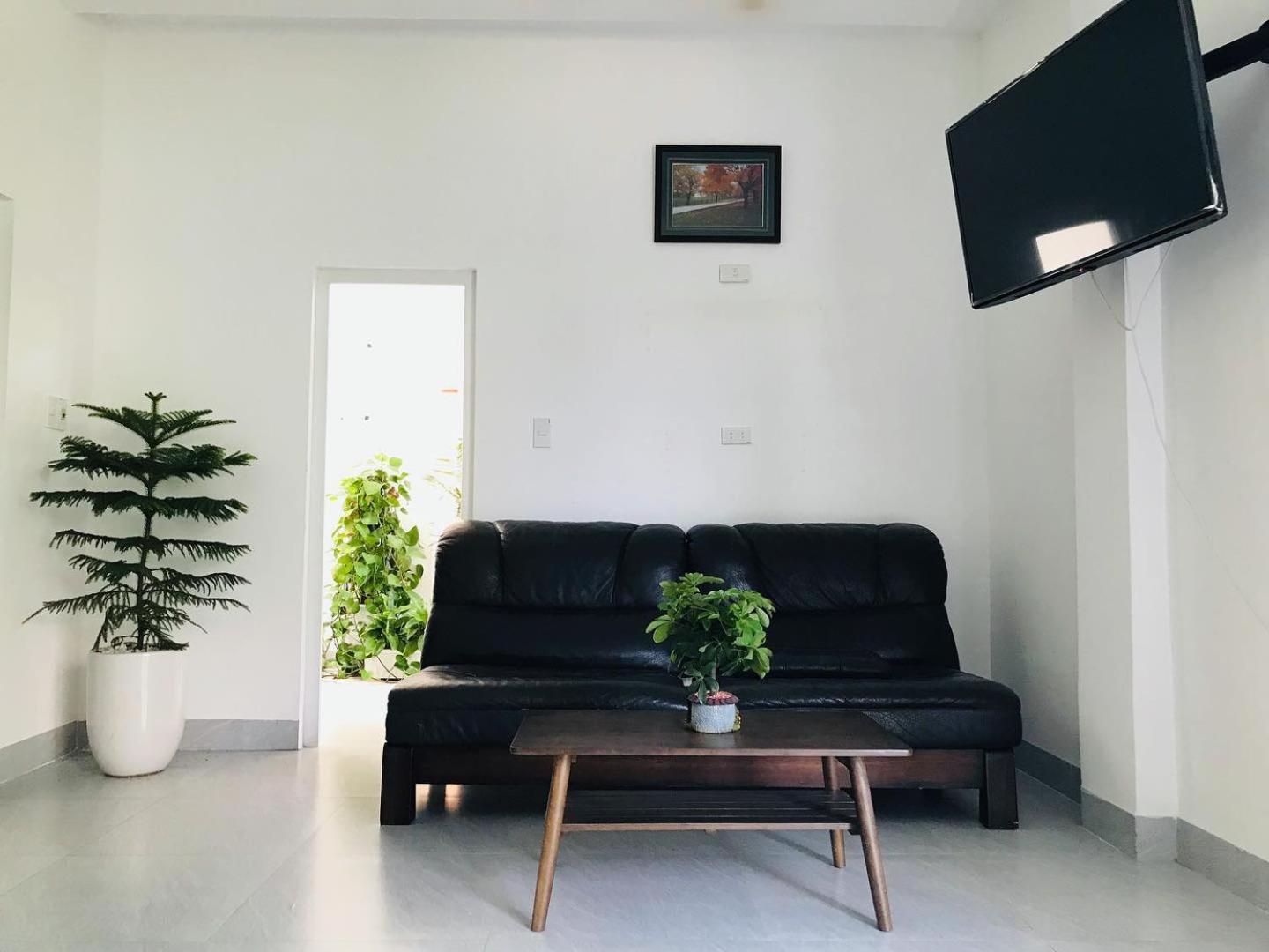 Local White House - Ecofriendly Homestay ダナン市 エクステリア 写真