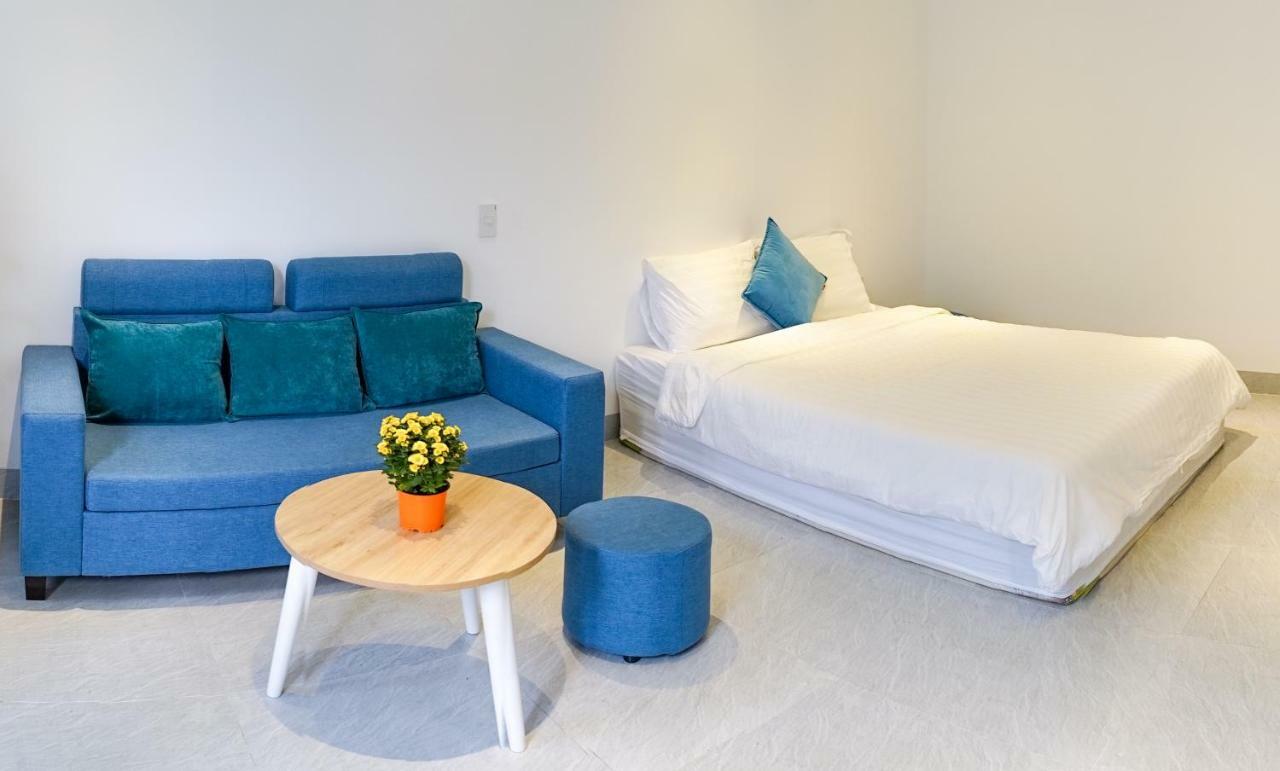 Local White House - Ecofriendly Homestay ダナン市 エクステリア 写真